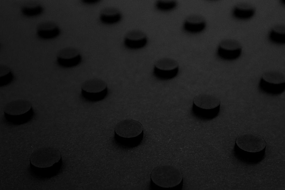 dots